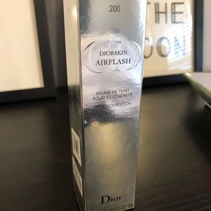 Dior airflash foundation